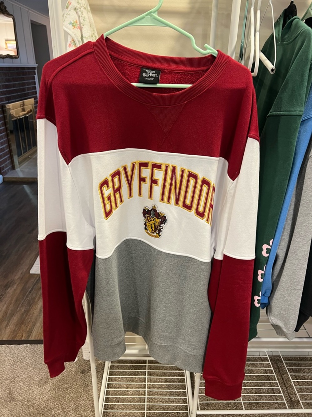 Universal Gryffindor Colorblock Crewneck - Red/White/Gray